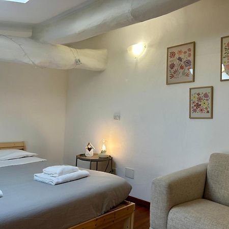 ベルガモNido Carrara - Immobili E Soluzioni Rentアパートメント エクステリア 写真