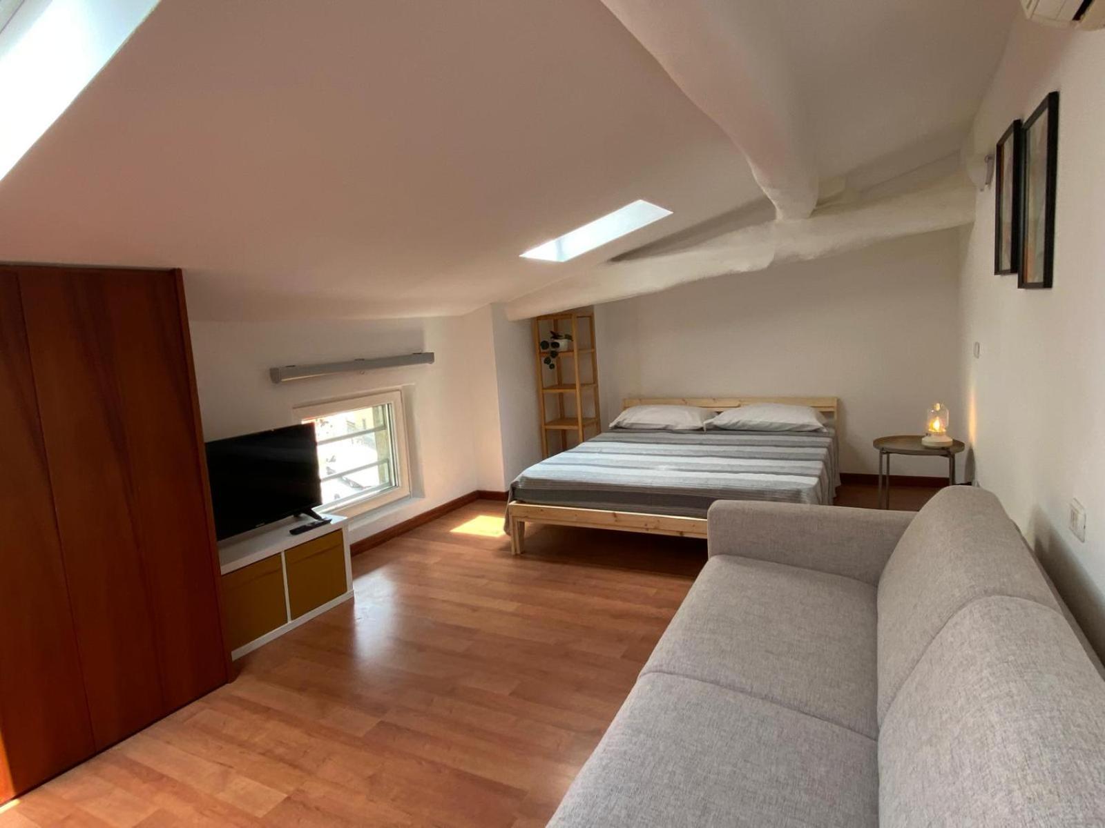 ベルガモNido Carrara - Immobili E Soluzioni Rentアパートメント エクステリア 写真